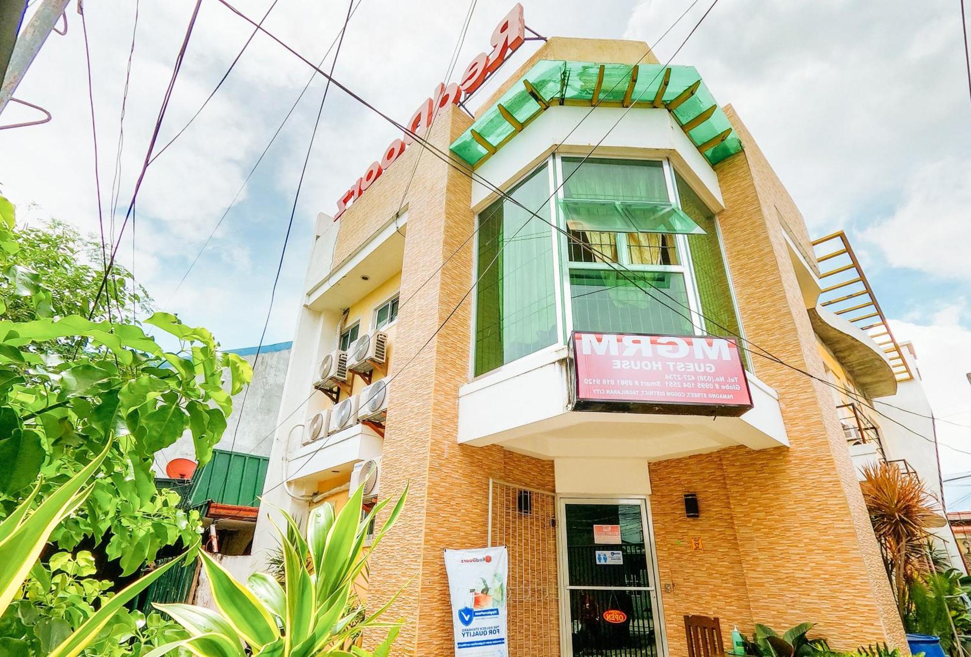 RedDoorz @ Pamaong Street Hotell Tagbilaran Eksteriør bilde